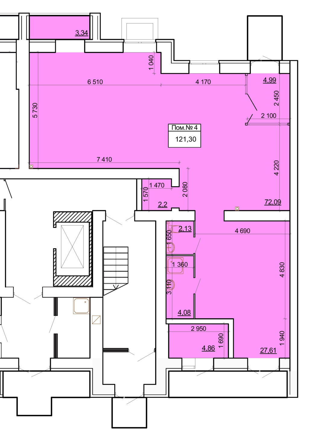 Планировка коммерческого помещения площадью 121,3 м²